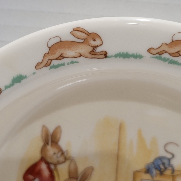 Royal Dalton Beatrice Potter bowl flared rim edge fine bone china Family Time - Picture 3 of 6